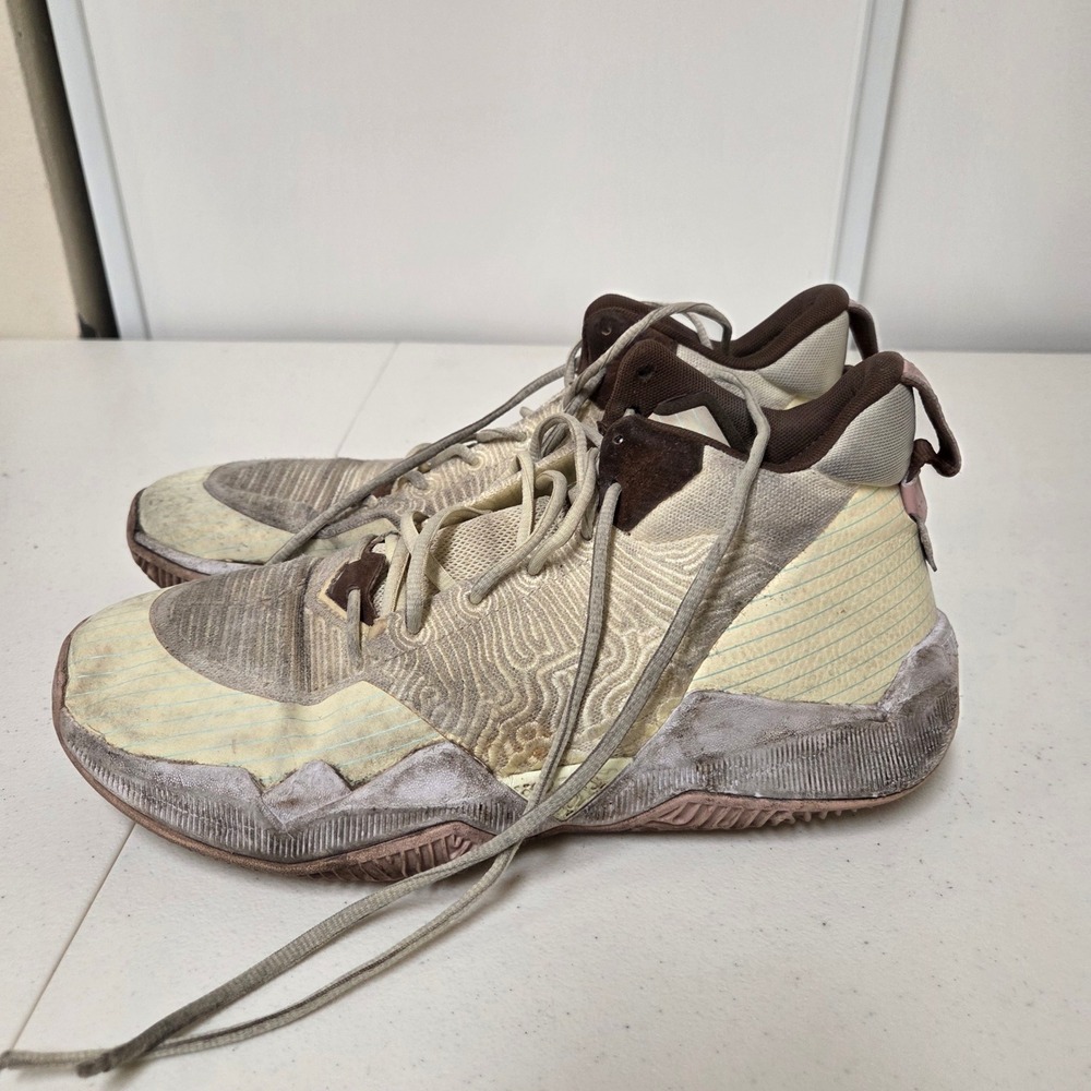 New Balance Two Wxy V2 Basketball Shoes Beige Brown FuelCell Mid Top Mens 11.5